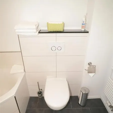 Moseltraum-fewo Mit Klimaanlage-burgblick Und Balkon * ベルンカステル・クース