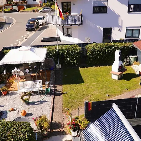 Moseltraum-fewo Mit Klimaanlage-burgblick Und Balkon *