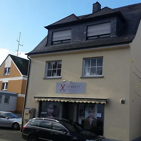 Apartamento Moseltraum-fewo Mit Klimaanlage-burgblick Und Balkon