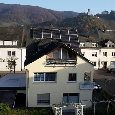 Moseltraum-fewo Mit Klimaanlage-burgblick Und Balkon Apartamento Bernkastel-Kues