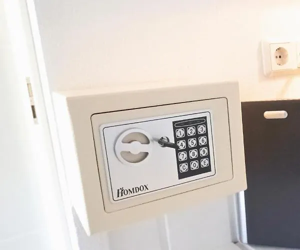 דירה Moseltraum-fewo Mit Klimaanlage-burgblick Und Balkon