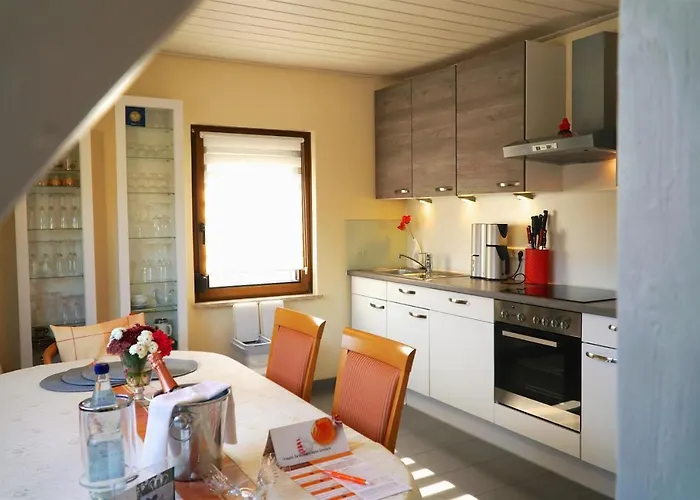 דירה Moseltraum-fewo Mit Klimaanlage-burgblick Und Balkon *