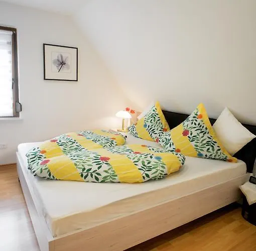 Moseltraum-fewo Mit Klimaanlage-burgblick Und Balkon דירה *